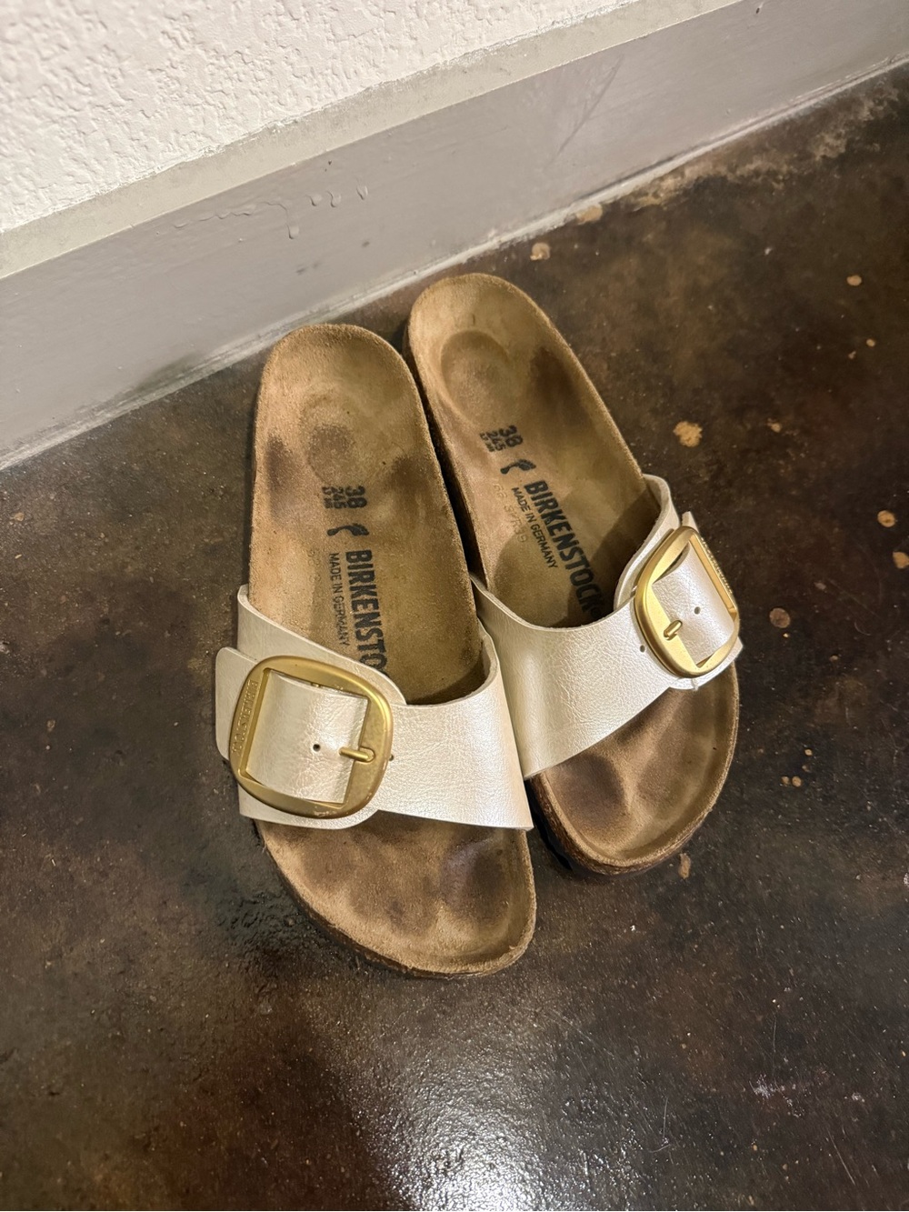 Birkenstock Cream Single-Strap Sandals with Gold Buckles - Picture 2 of 4